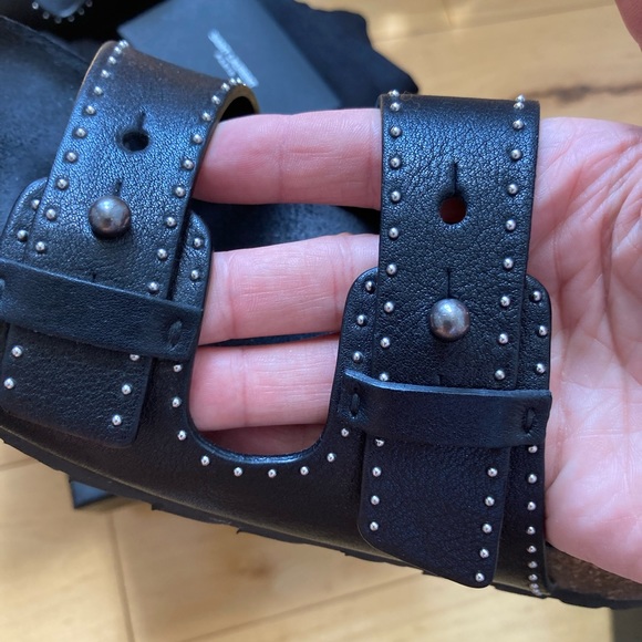 Saint Laurent Jimmy Pearl Sandals - Picture 3 of 5